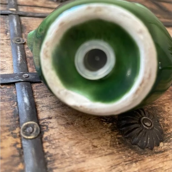 Vintage Ceramic Green Chickens Salt & Pepper Shakers I Made in Japan - Picture 5 of 7